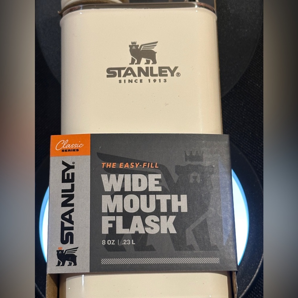 Stanley Cream and Silver Wide Mouth Flask
